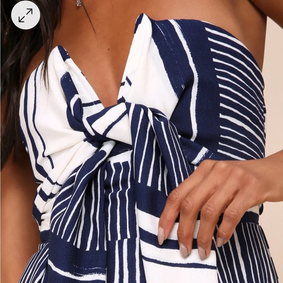 Lulu’s Delphi Blue and White Striped Tie-Front Strapless Romper- size large - Picture 4 of 5
